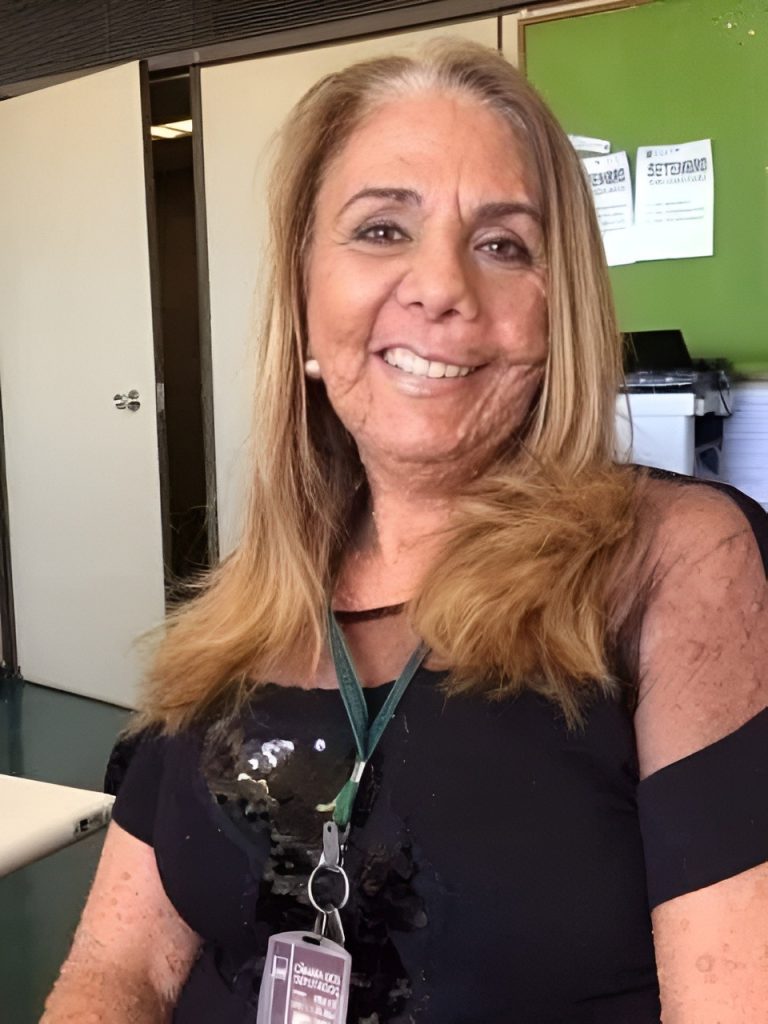 A woman who was looking for a boyfriend in the internet chats ended up being… See more